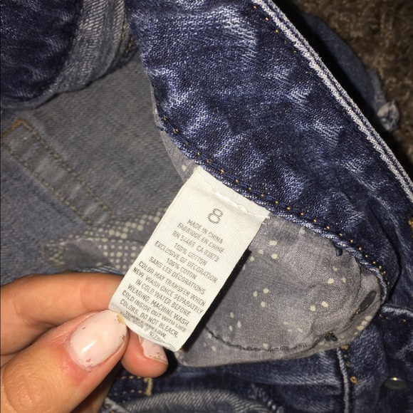 American Eagle Shorts - Picture 3 of 3